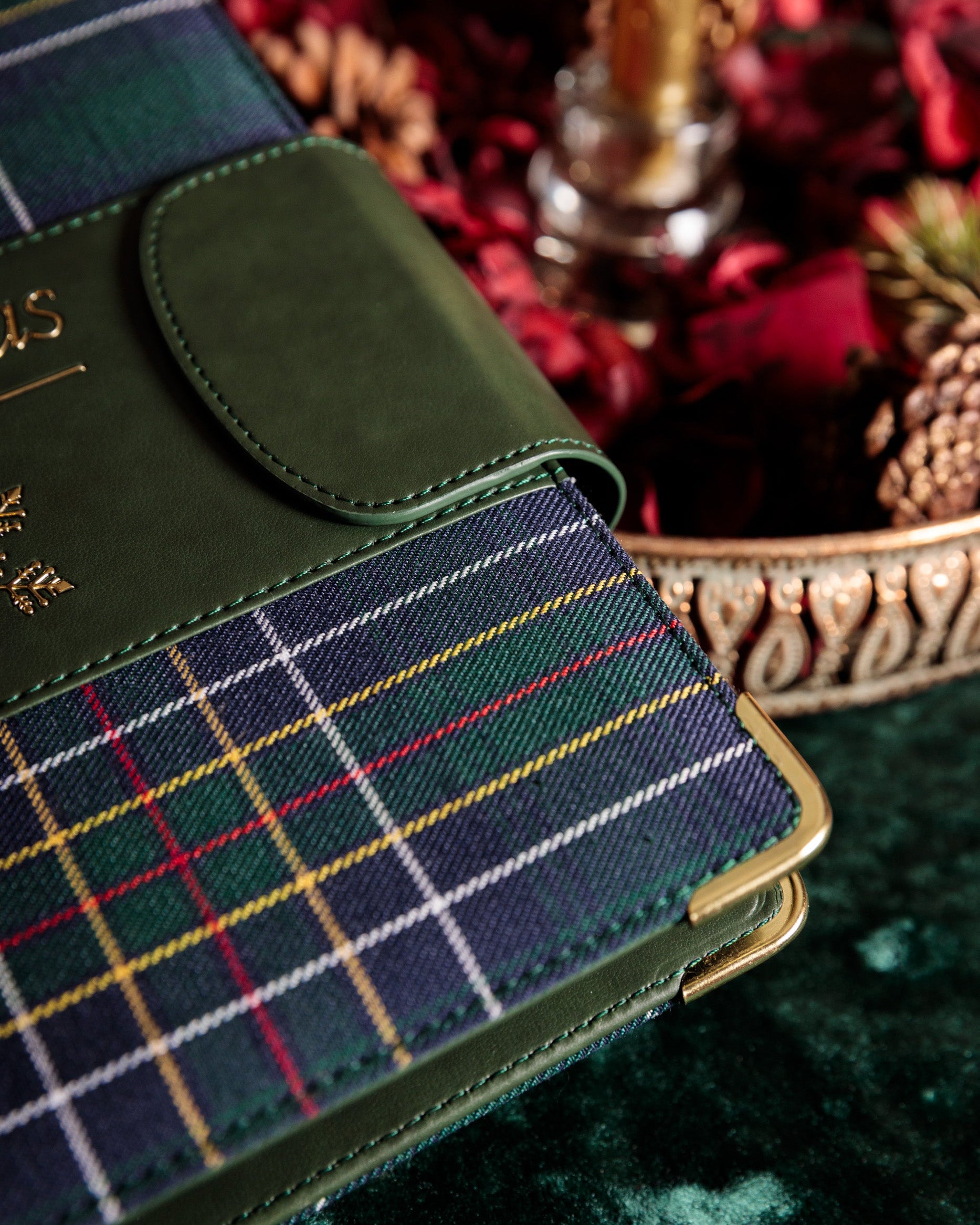 Everlasting Tartan Christmas Binder