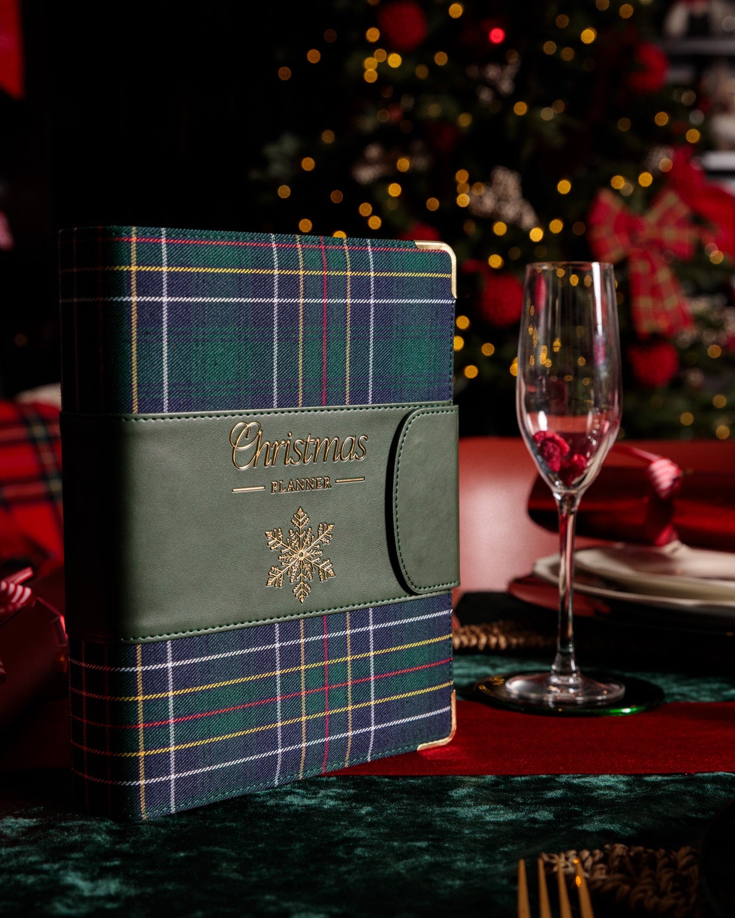 Everlasting Tartan Christmas Binder